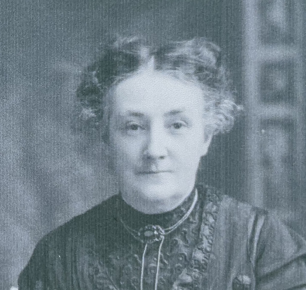 Alt text for screen readers